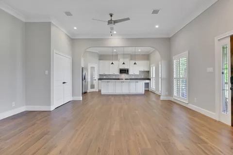 $450,000 | 930 Paradise Drive, Coldspring, TX 77331