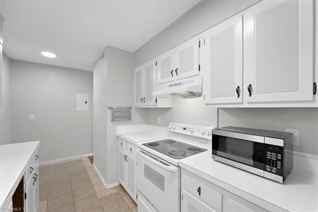 1742 North Hamilton Street, Unit B High Point, NC 27262 - Photo 15 of 33