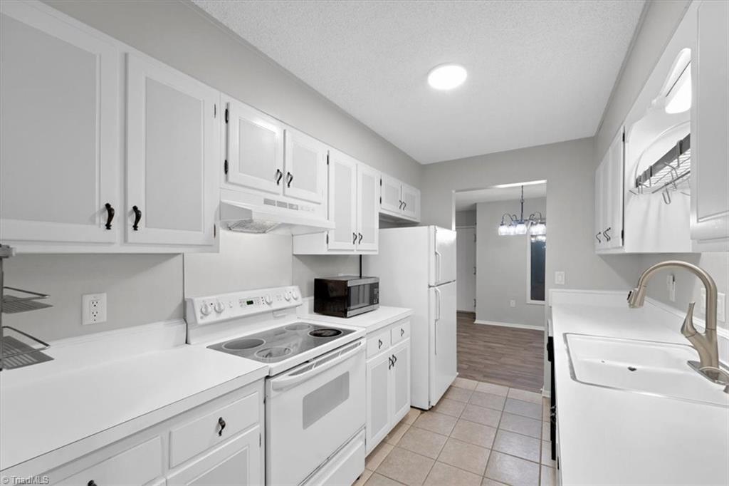 1742 North Hamilton Street, Unit B High Point, NC 27262 - Photo 17 of 33