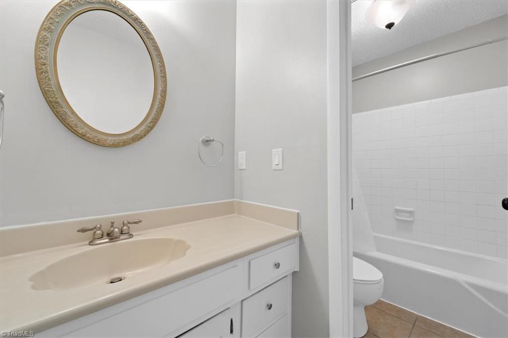 1742 North Hamilton Street, Unit B High Point, NC 27262 - Photo 22 of 33