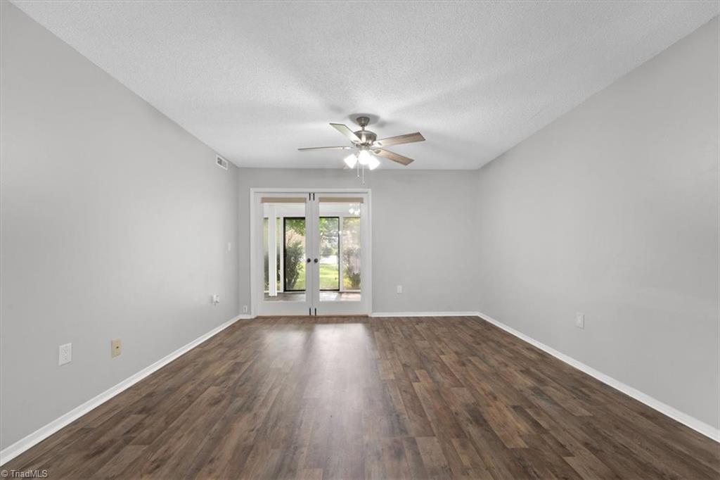 1742 North Hamilton Street, Unit B High Point, NC 27262 - Photo 4 of 33