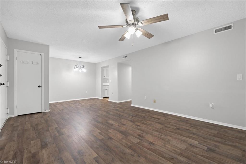 1742 North Hamilton Street, Unit B High Point, NC 27262 - Photo 6 of 33