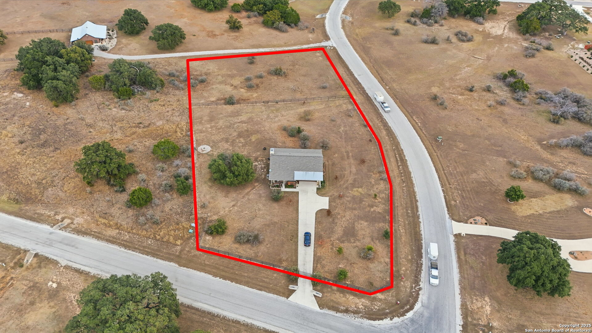 116 Martingale Trail Bandera, TX 78003 - Photo 6 of 47