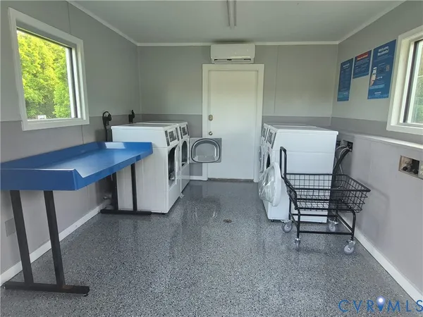 $165,000 | 1085 Bluewater Drive, Unit 208, Moneta, VA 24121