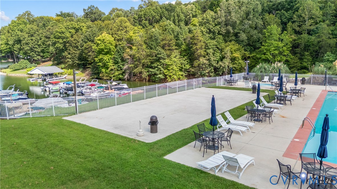 1085 Bluewater Drive, Unit 208 Moneta, VA 24121 - Photo 8 of 45