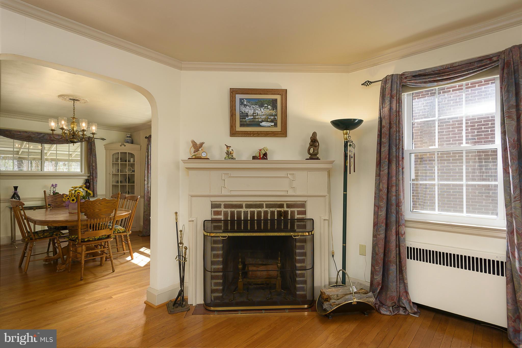 24 Somerset Road Catonsville, MD 21228 - Photo 7 of 29 FIREPLACE IN LIVING ROOM