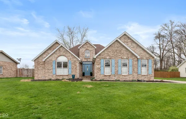 $349,000 | 349 Mutton Creek Drive, Seymour, IN 47274