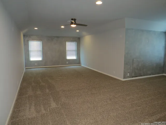 $2,200 | 720 Laserra, Cibolo, TX 78108