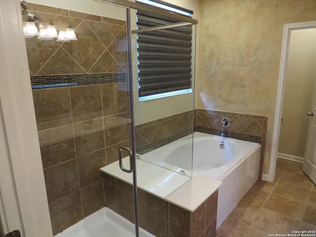 $2,200 | 720 Laserra, Cibolo, TX 78108