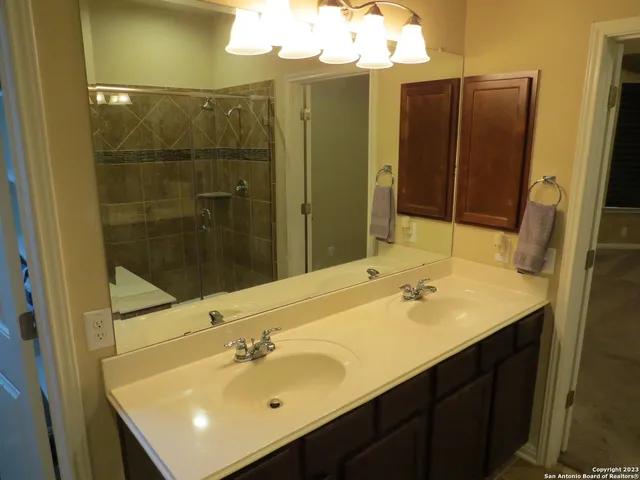 $2,200 | 720 Laserra, Cibolo, TX 78108