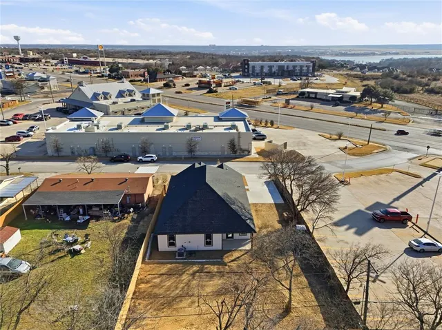 $395,000 | 6112 Yeary Street, Lake Worth, TX 76135