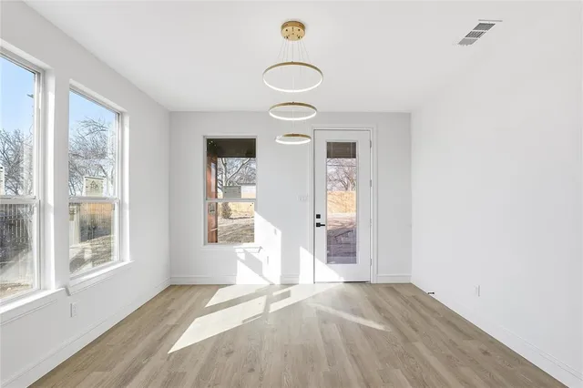 $395,000 | 6112 Yeary Street, Lake Worth, TX 76135