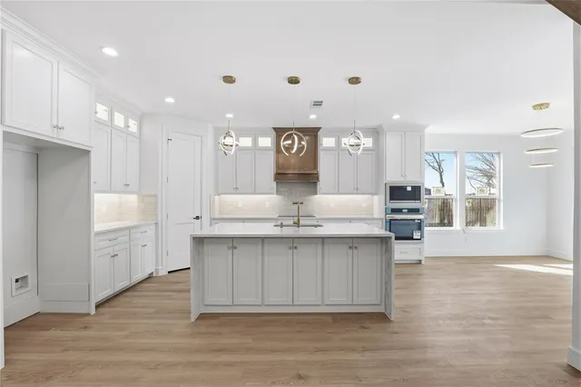 $395,000 | 6112 Yeary Street, Lake Worth, TX 76135