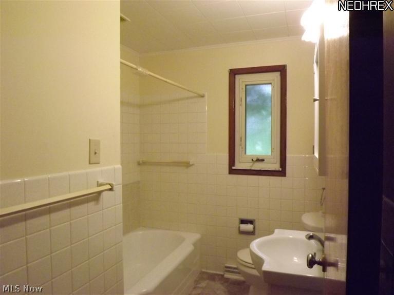 9502 Wolfe Road Windham, OH 44288 - Photo 18 of 25 Gallery Image 18
