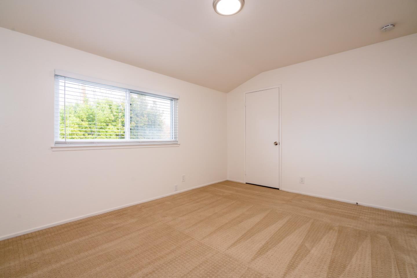 753 Peekskill Drive Sunnyvale, CA 94087 - Photo 26 of 33 an empty room with a window