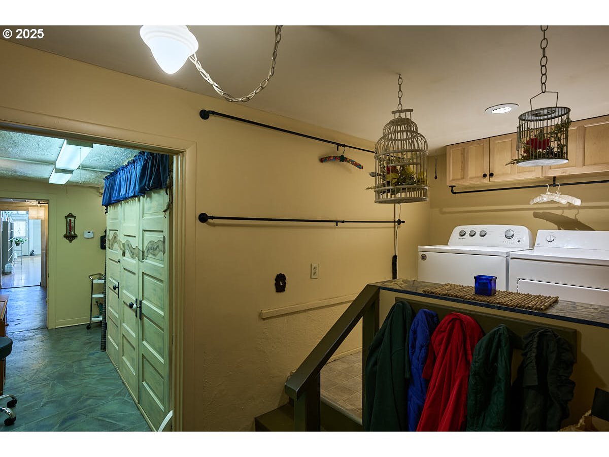 105 East Main Street Enterprise, OR 97828 - Photo 20 of 28 a close view of utility room