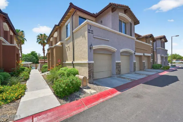 $2,095 | 7726 East Baseline Road, Unit 219, Mesa, AZ 85209