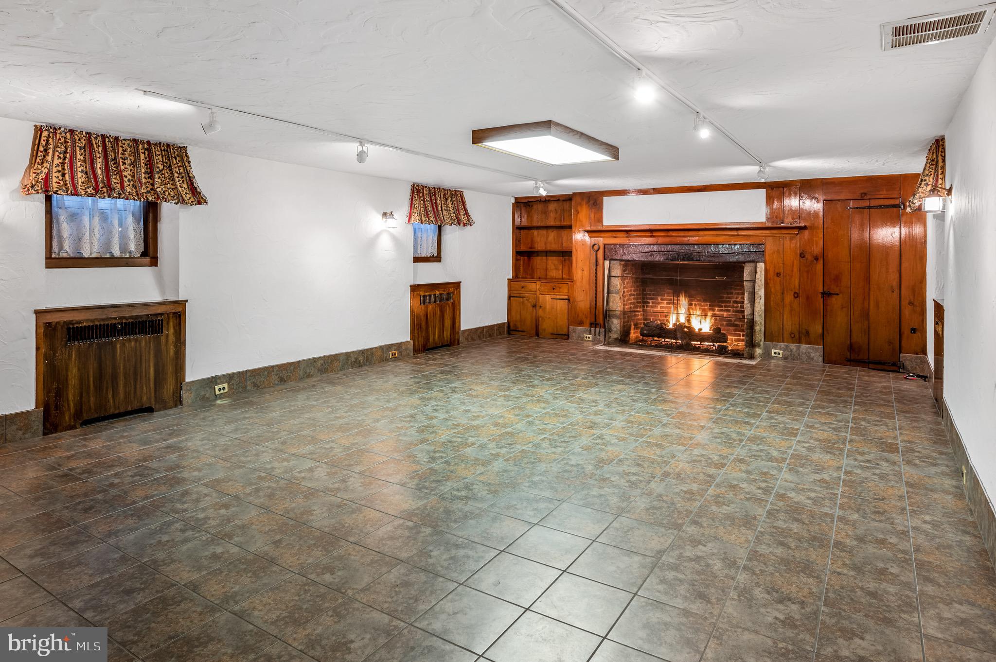 1619 Lorraine Road Reading, PA 19604 - Photo 25 of 95 Gallery Image 25