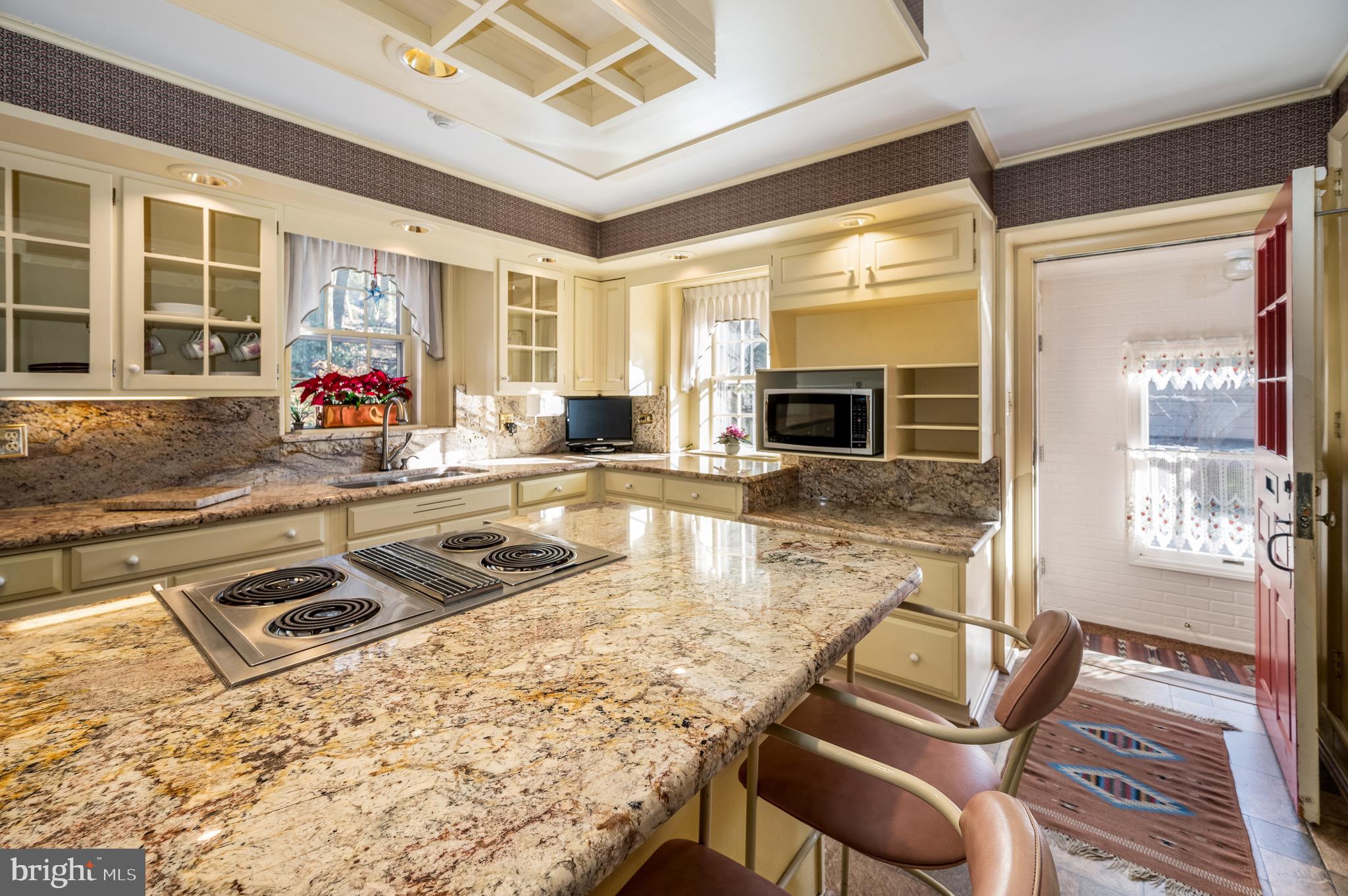 1619 Lorraine Road Reading, PA 19604 - Photo 10 of 95 Gallery Image 10