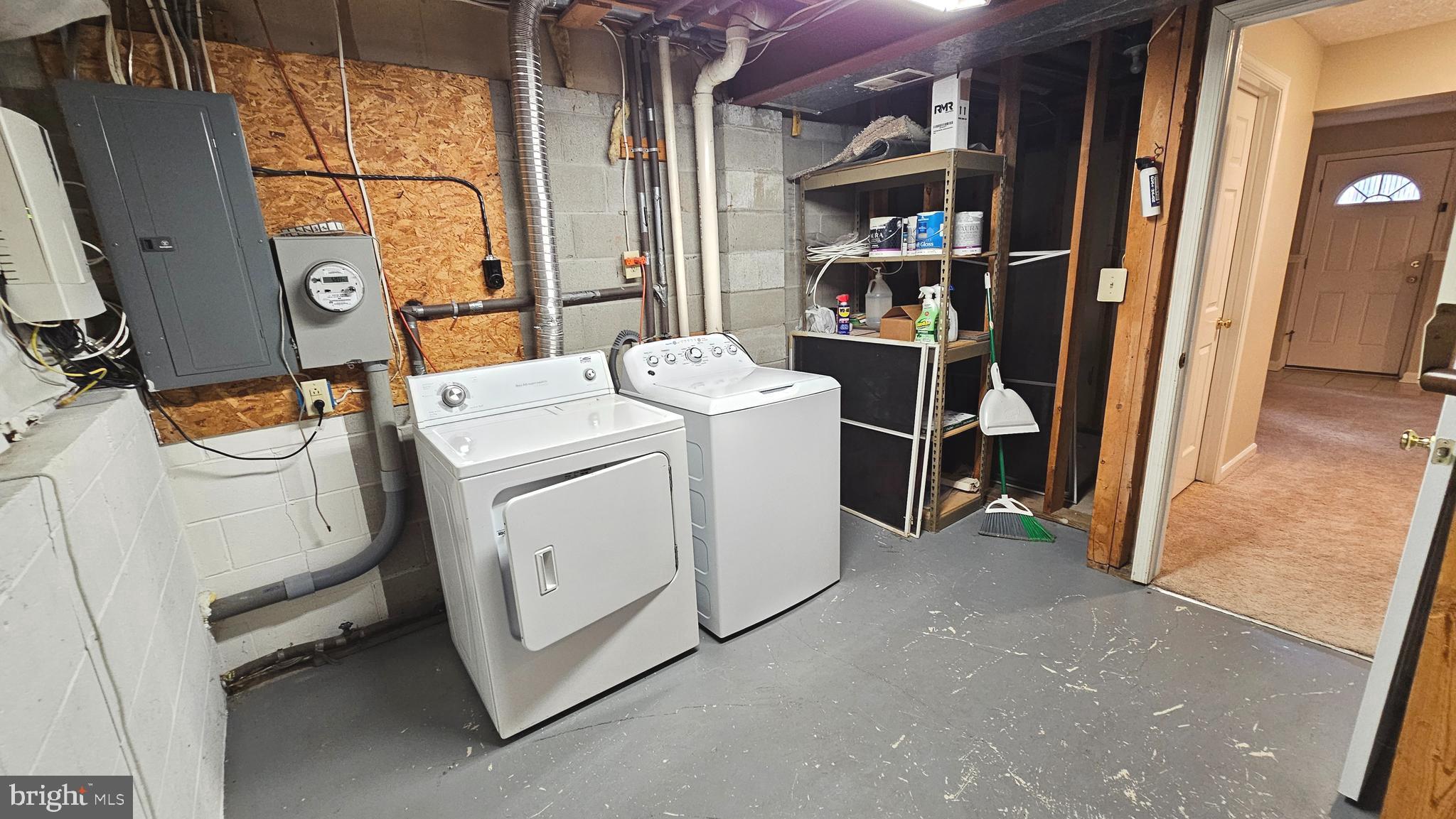 1196 Swanhill Court Chestnut Hill Cove, MD 21226 - Photo 29 of 32 a utility room with dryer and washer