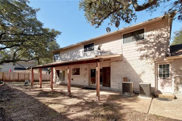 $3,800 | 4732 Palisade Drive, Austin, TX 78731