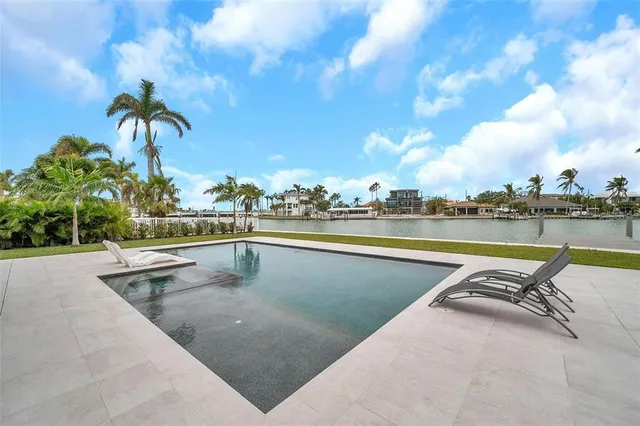 $4,800,000 | 36 Dolphin Drive, Treasure Island, FL 33706