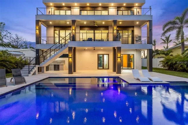 $4,800,000 | 36 Dolphin Drive, Treasure Island, FL 33706