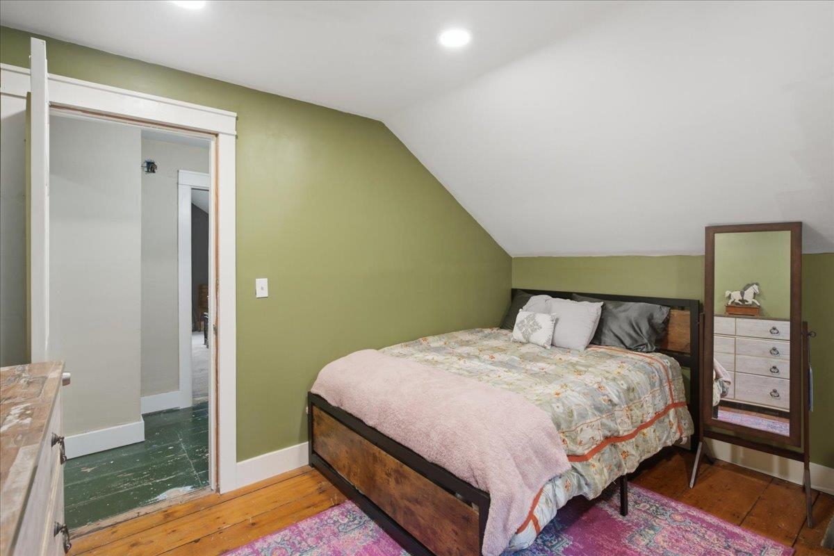209 Depot Street Bennington, VT 05201 - Photo 23 of 37