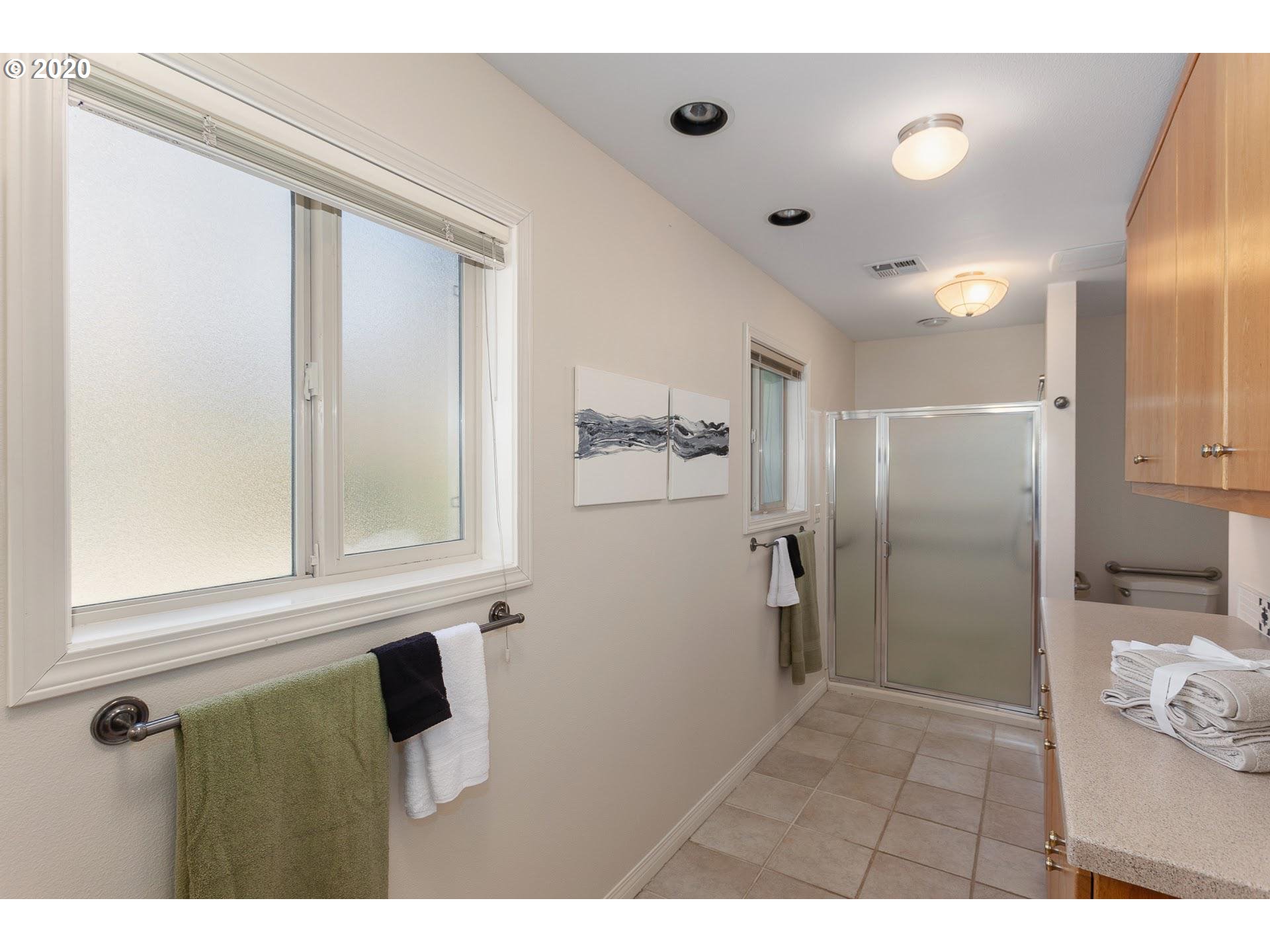 3749 Northwest Thatcher Road Forest Grove, OR 97116 - Photo 15 of 27 Gallery Image 15