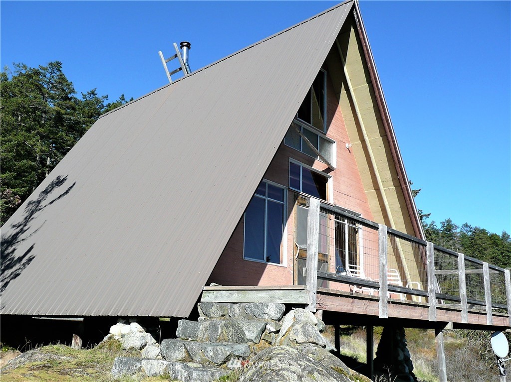 184 Sawmill Road Lopez Island, WA 98261 - Photo 12 of 15