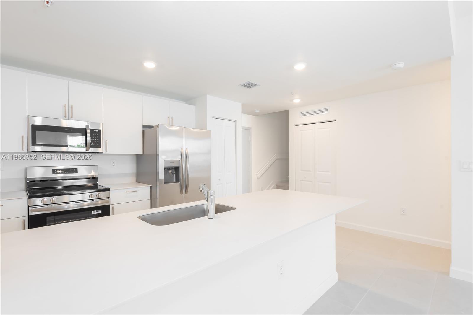 12476 Southwest 248th Street, Unit 8 Homestead, FL 33032 - Photo 7 of 45