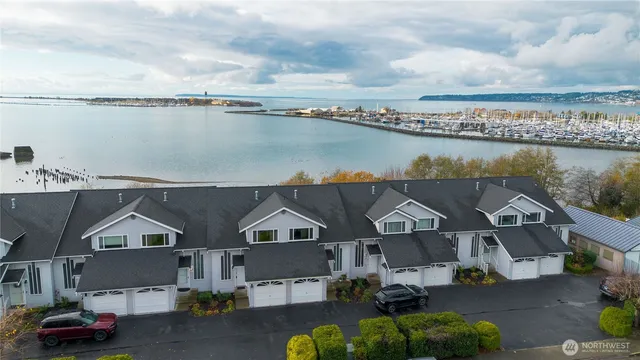 $350,000 | 1055 Peace Portal Drive, Unit 7, Blaine, WA 98230