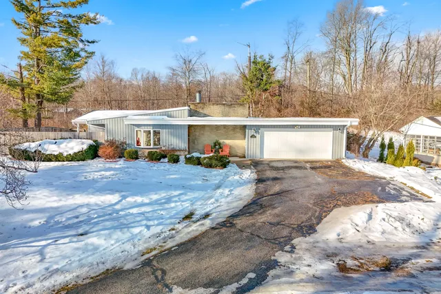 $270,000 | 1940 Steamburg Road, Hillsdale, MI 49242