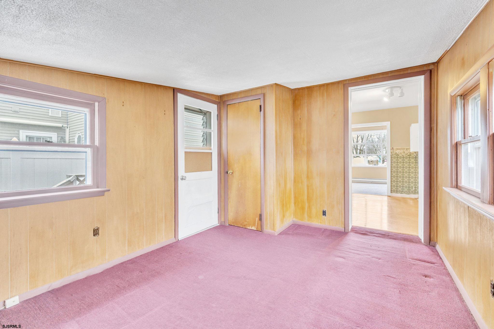 19 Arbor Road Villas, NJ 08251 - Photo 21 of 33 a view of an empty room with window and bathroom