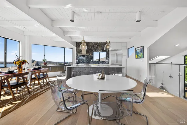 $2,050,000 | 21002 Heron Drive, Bodega Bay, CA 94923