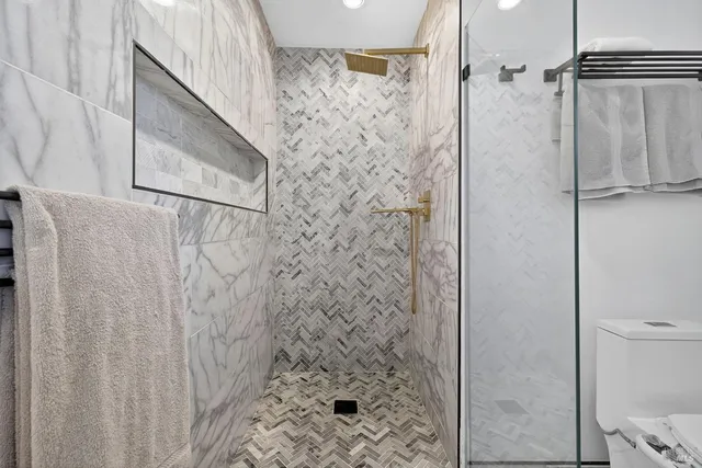 $2,050,000 | 21002 Heron Drive, Bodega Bay, CA 94923