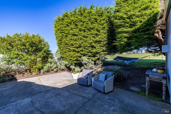 $1,950,000 | 21002 Heron Drive, Bodega Bay, CA 94923
