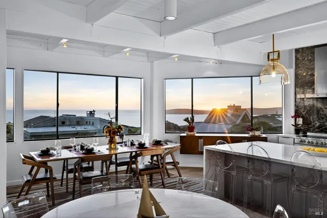 $2,050,000 | 21002 Heron Drive, Bodega Bay, CA 94923