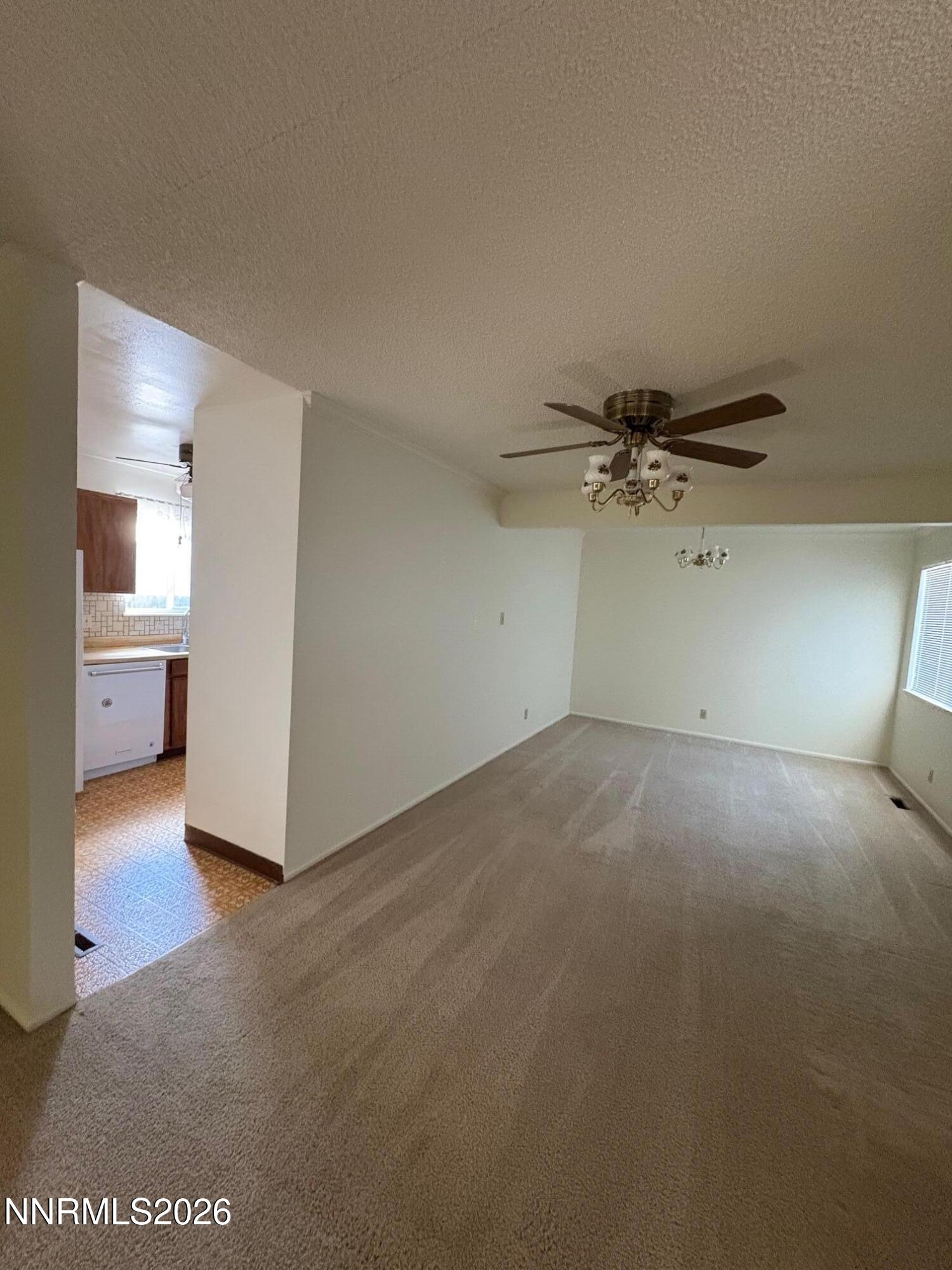 664 James Lane Reno, NV 89503 - Photo 7 of 9 IMG_3862