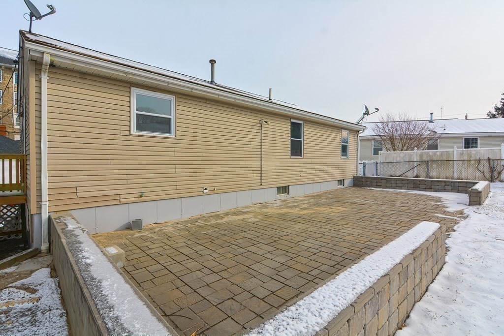 155 Lewiston Street Fall River, MA 02721 - Photo 35 of 41 Gallery Image 35