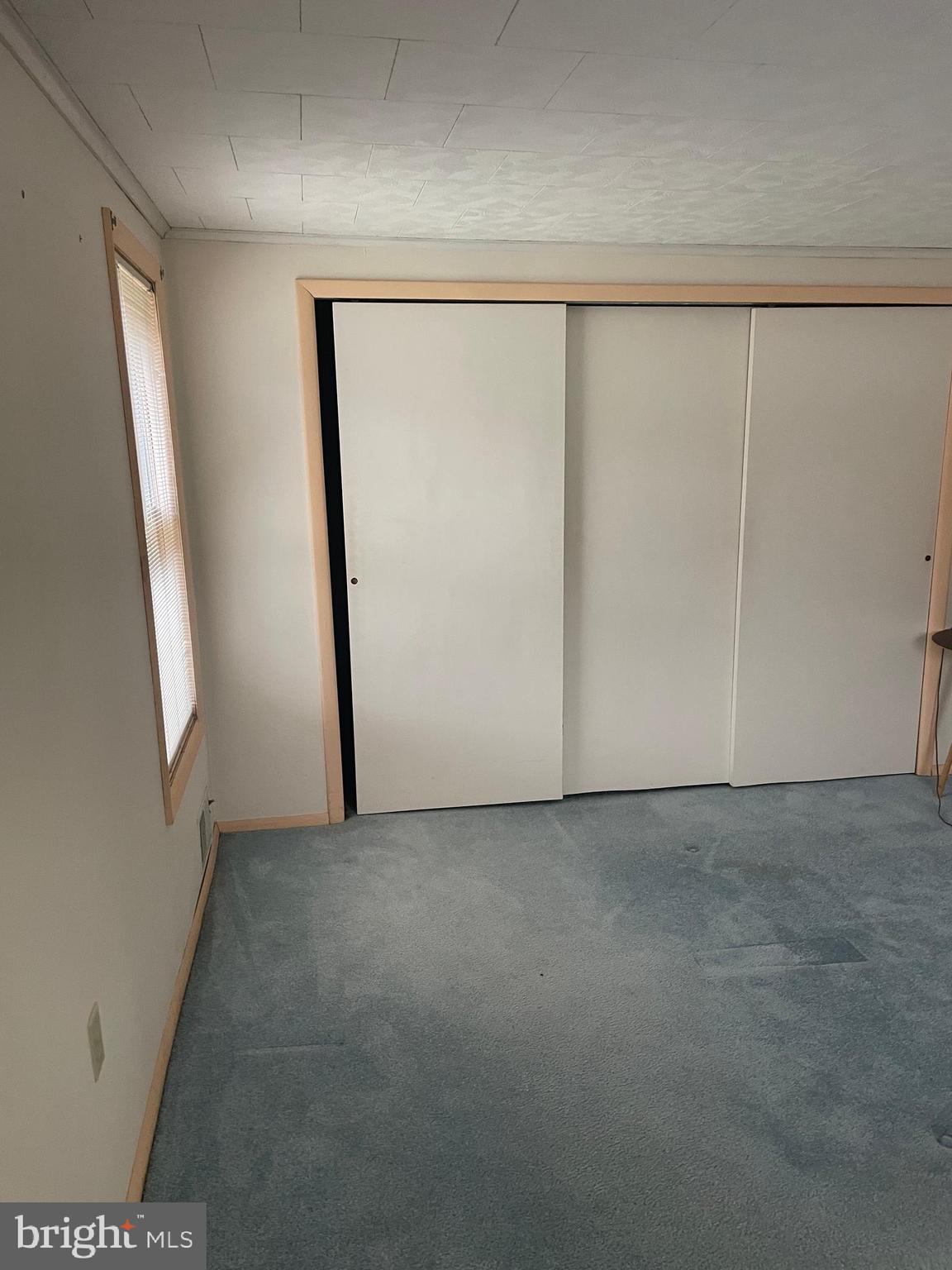 15607 Old Coney Cemetery Road Southwest Lonaconing, MD 21539 - Photo 27 of 34 an empty room with windows