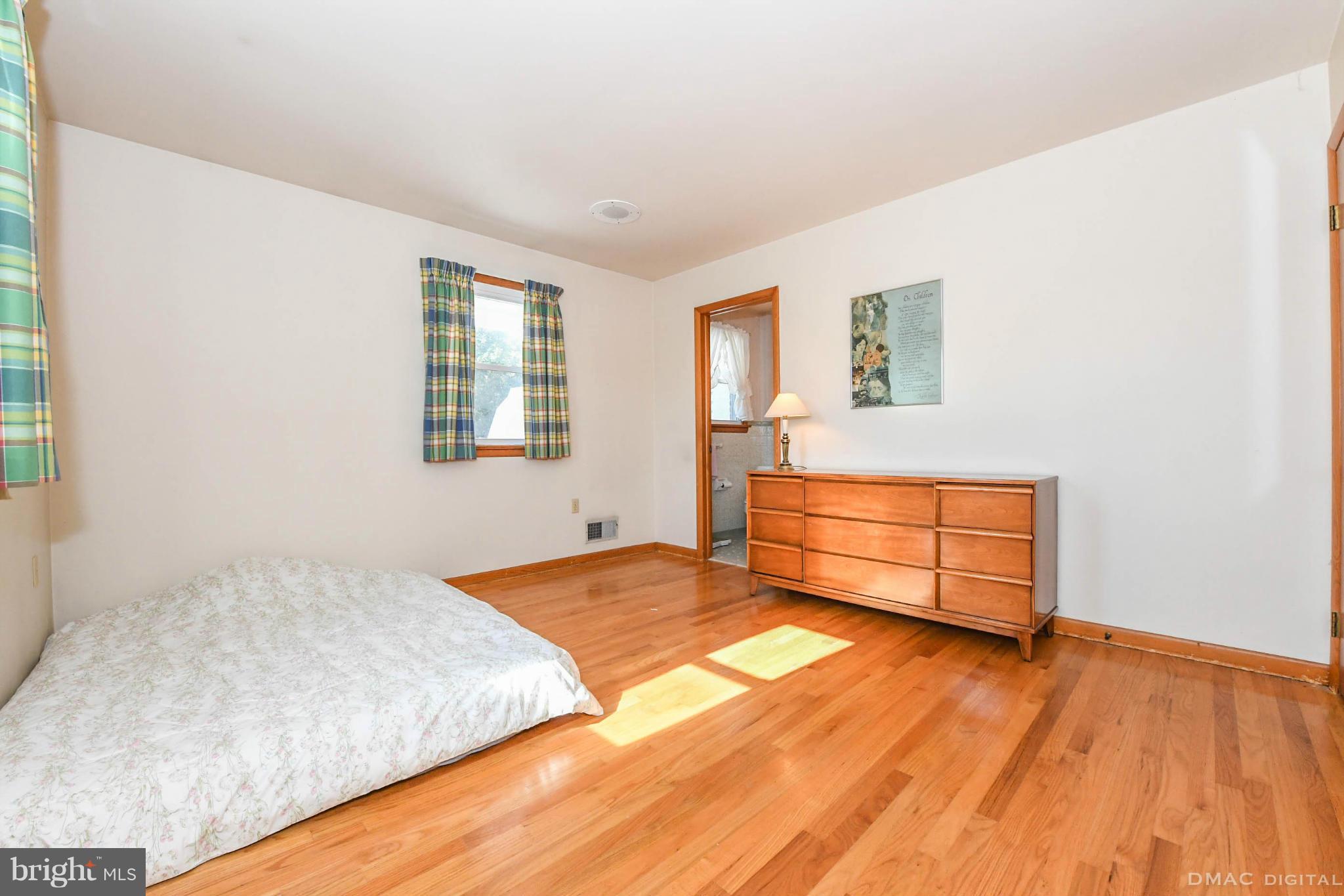 8223 Edgewood Church Road Frederick, MD 21702 - Photo 14 of 30 Bedroom