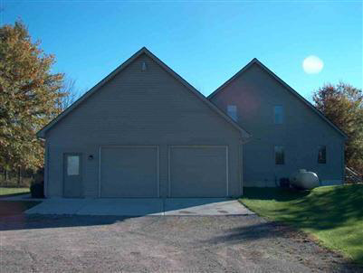 11405 West Frances Road Flushing, MI 48433 - Photo 7 of 13 20272011-6.JPG