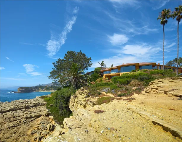 $29,995,000 | 111 South La Senda Drive, Laguna Beach, CA 92651