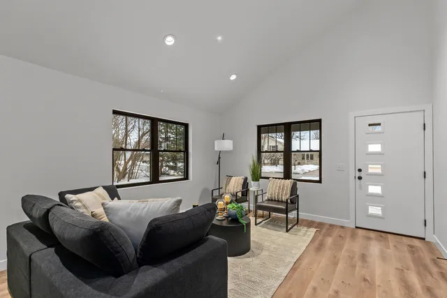 $489,900 | 2849 Ruschfield Drive, Oshkosh, WI 54904