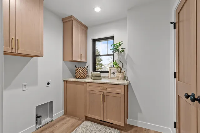 $489,900 | 2849 Ruschfield Drive, Oshkosh, WI 54904