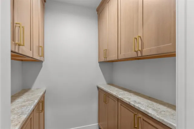 $489,900 | 2849 Ruschfield Drive, Oshkosh, WI 54904