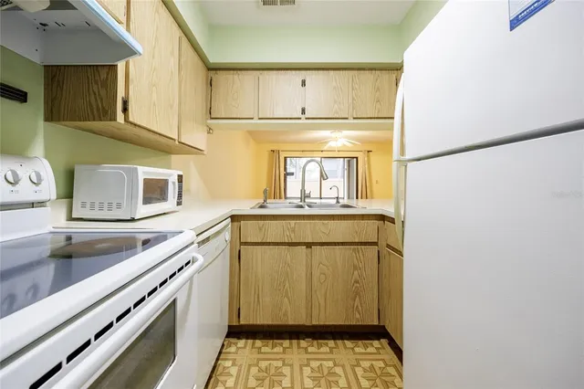 $127,000 | 2635 Southwest 35th Place, Unit 1001, Gainesville, FL 32608