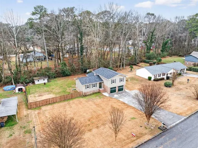 a view of outdoor space yard and patio
