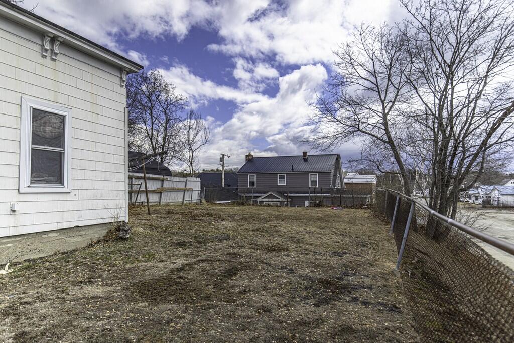 333 Penobscot Avenue Millinocket, ME 04462 - Photo 4 of 24 001c (Copy)